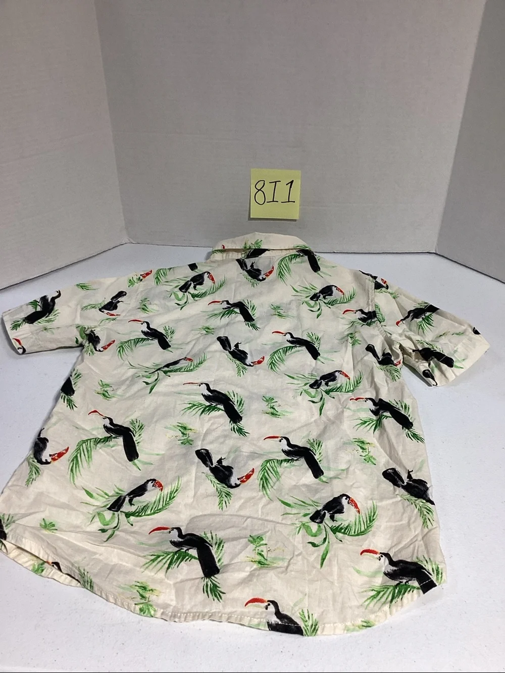 Old Navy Cream Toucan Print Short-Sleeve Button-Down Shirt